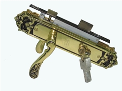 Khóa Đồng M31:Khóa đồng vàng có độ bóng sang trọng, là khóa loại trung thông dụng. Kích thước: Dài: 320 mm, rộng 50mm